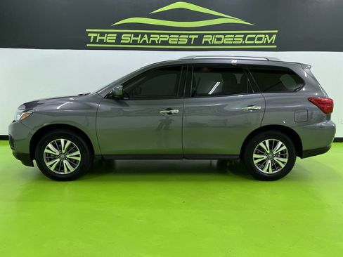 Used 2019 Nissan Pathfinder SL AWD/4WD image 6
