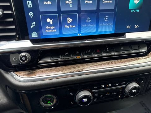 Used 2023 Chevrolet Silverado 1500 LT AWD/4WD image 69