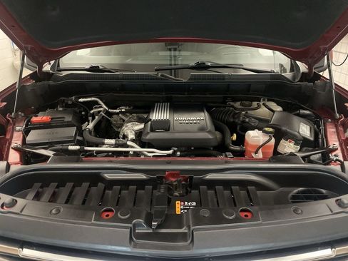 Used 2021 Chevrolet Silverado 1500 High Country w/ Technology Package image 25