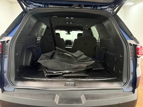 Used 2023 Chevrolet Traverse LT w/ LPO, Floor Liner Package AWD/4WD image 72