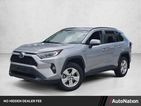 Used 2021 Toyota RAV4 XLE w/ Convenience Package AWD/4WD image 1