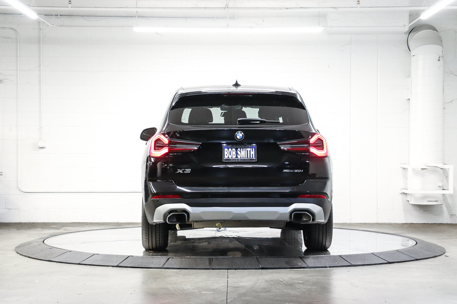 Used 2024 BMW X3 sDrive30i w/ Convenience Package RWD image 5