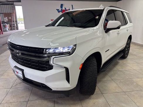 Used 2022 Chevrolet Tahoe RST w/ Sport Performance Package image 3