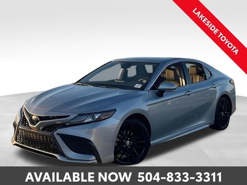 Used 2023 Toyota Camry XSE image 1