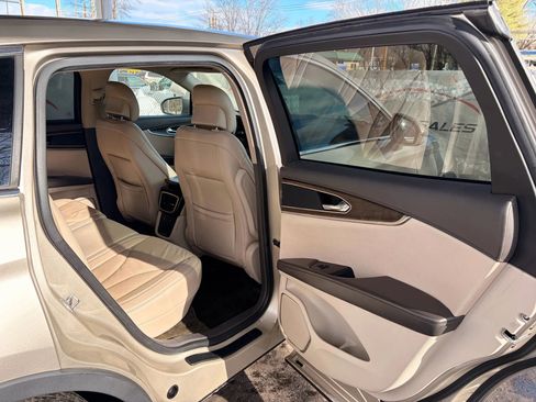 Used 2017 Lincoln MKX Reserve w/ Lincoln MKX Climate Package AWD/4WD image 74