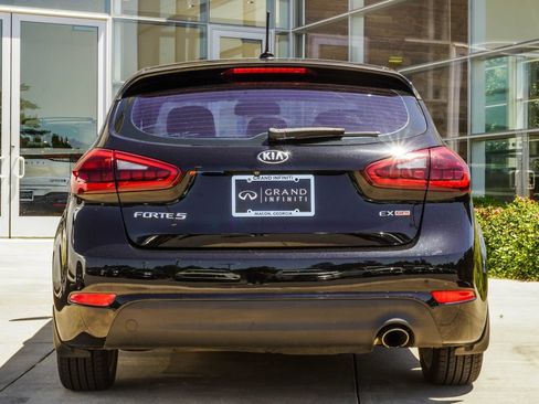 Used 2016 Kia Forte EX w/ EX Premium Technology Package FWD image 11