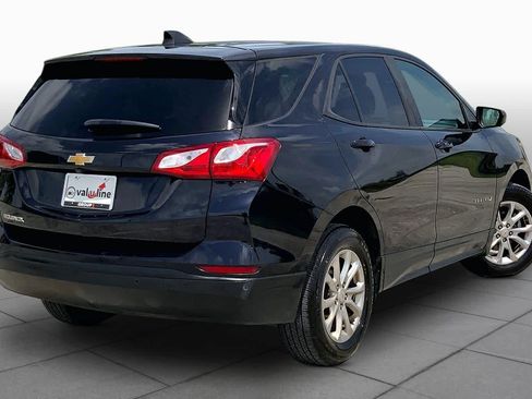 Used 2020 Chevrolet Equinox LS w/ LS Convenience Package FWD image 13