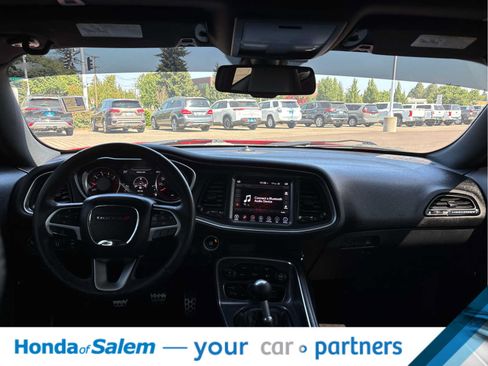 Used 2017 Dodge Challenger R/T Plus RWD image 9