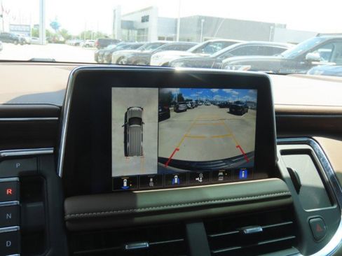 Used 2023 Chevrolet Tahoe High Country RWD image 31