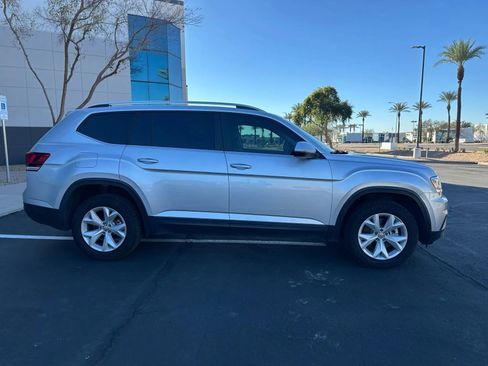 Used 2018 Volkswagen Atlas Launch Edition image 4