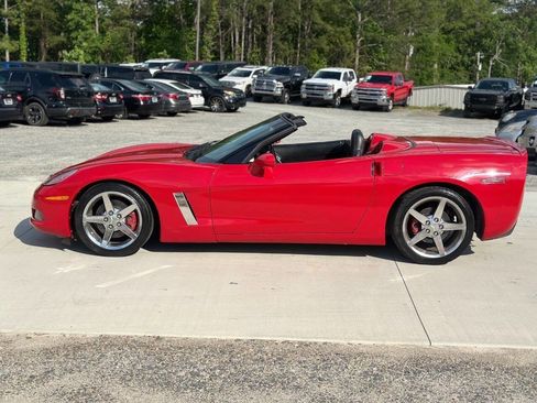 Used 2005 Chevrolet Corvette Base 2dr Convertible w/ Preferred Equipment Group image 8