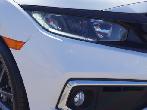 Used 2021 Honda Civic EX image 3