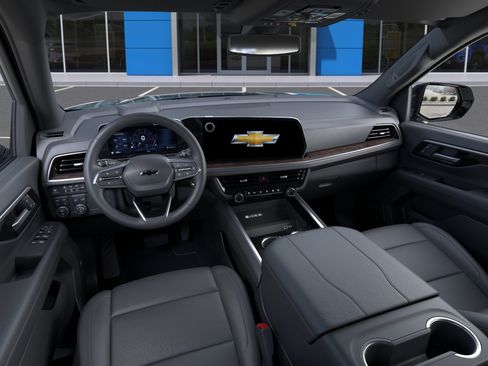 New 2026 Chevrolet Tahoe Z71 w/ Comfort Package AWD/4WD image 39