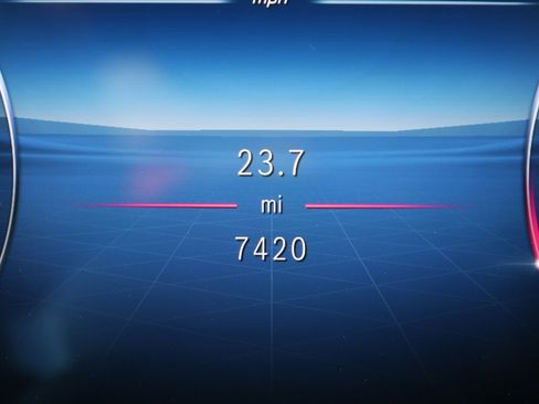 Used 2024 Mercedes-Benz CLE 300 4MATIC Coupe image 41