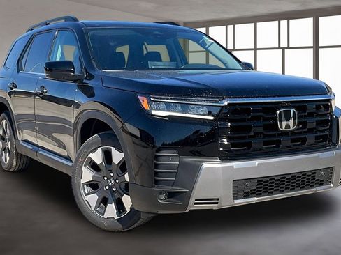 New 2026 Honda Pilot Elite image 2