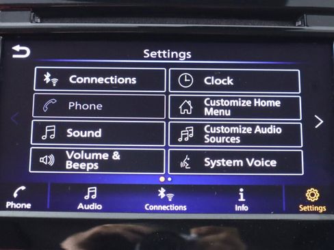 Used 2020 Nissan Rogue Sport S image 20