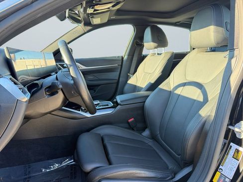 Used 2024 BMW i4 xDrive40i image 9