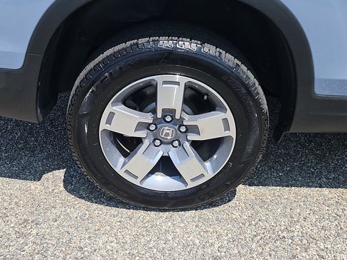 Certified 2024 Honda Ridgeline RTL image 9