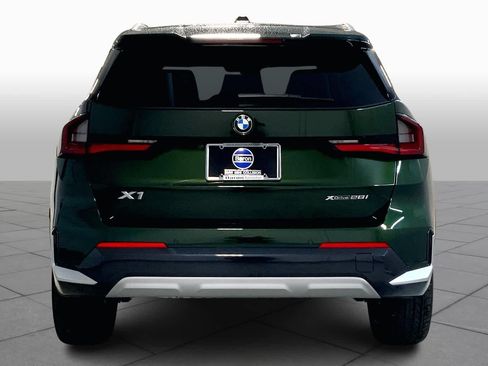Used 2024 BMW X1 xDrive28i w/ Premium Package AWD/4WD image 4