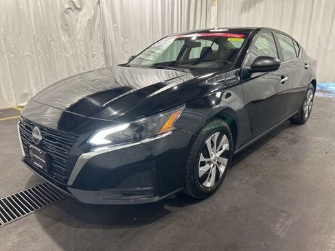 Certified 2024 Nissan Altima 2.5 S FWD image 26