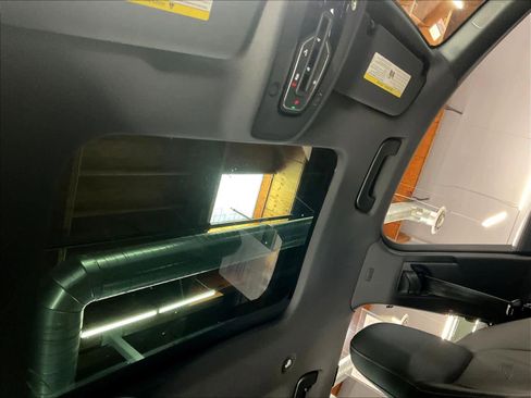 Used 2022 Audi RS 6 w/ Executive Package image 23