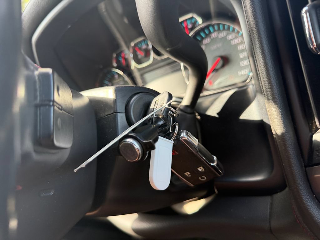 Used 2018 GMC Sierra 1500 SLT AWD/4WD image 31