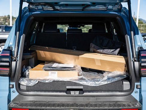 New 2025 Toyota 4Runner 4WD image 10