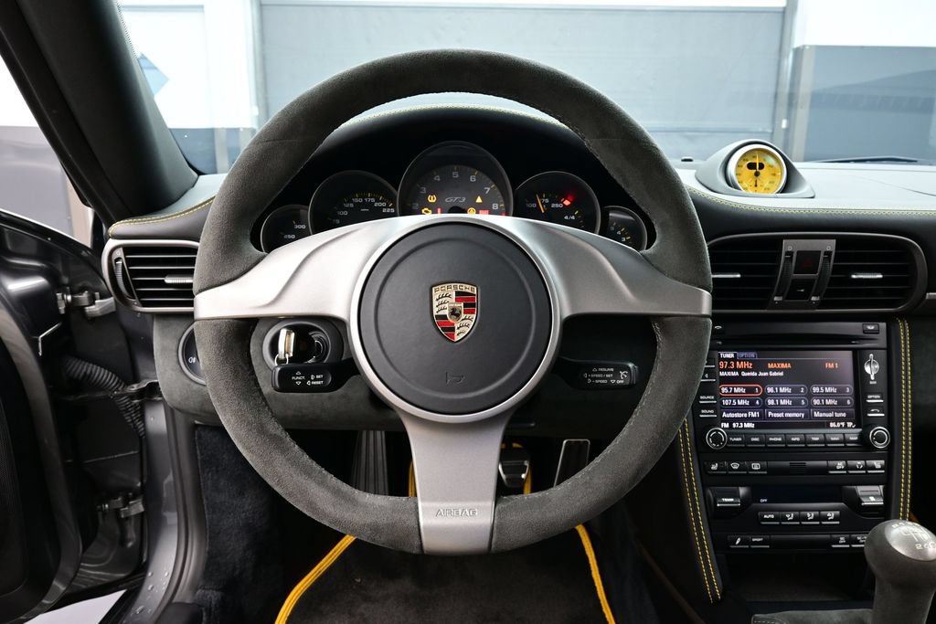 Used 2010 Porsche 911 GT3 RWD image 7