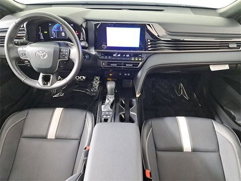 Used 2025 Toyota Camry LE image 16