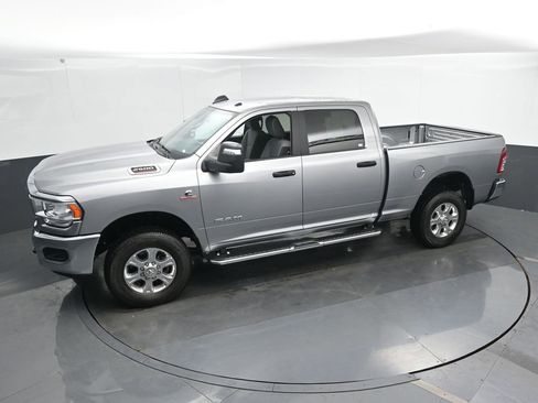 Used 2024 RAM 2500 Big Horn image 41