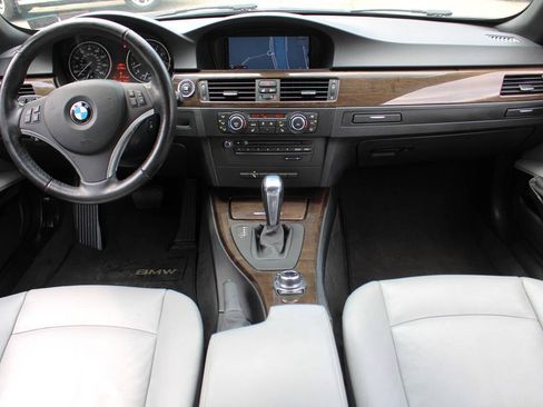 Used 2013 BMW 335i Convertible RWD image 16