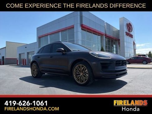 Used 2023 Porsche Macan GTS AWD/4WD image 1
