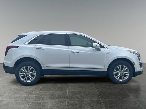 New 2026 Cadillac XT5 Luxury image 8