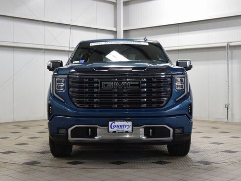 Used 2024 GMC Sierra 1500 Denali Ultimate image 2