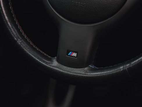 Used 2003 BMW M5 image 43