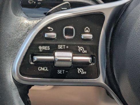 Certified 2023 Mercedes-Benz GLA 250 4MATIC image 11