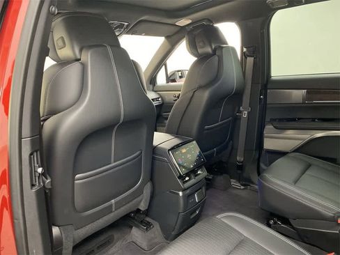 Certified 2026 Cadillac Vistiq Sport w/ LPO, Floor Liner Package image 16