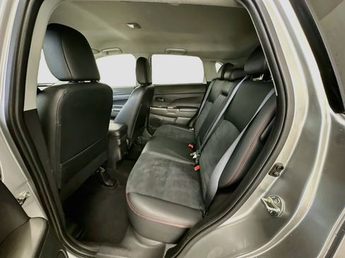 Used 2024 Mitsubishi Outlander Sport AWD image 28