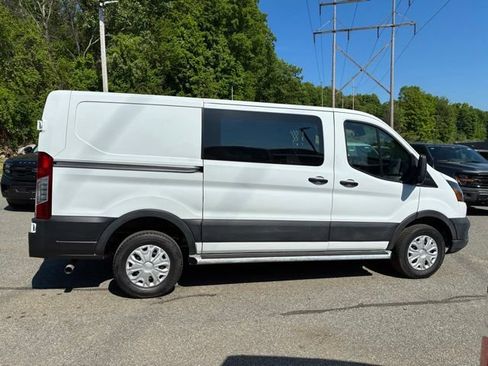 Certified 2025 Ford Transit 250 Low Roof w/ Exterior Upgrade Package RWD image 2