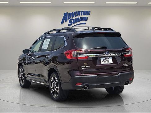 Used 2025 Subaru Ascent Touring w/ Popular Package #2 AWD/4WD image 9