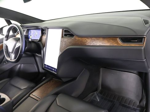 Used 2020 Tesla Model X Long Range image 26