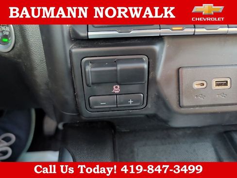 Used 2022 Chevrolet Silverado 3500 High Country w/ Z71 Off-Road Package AWD/4WD image 46