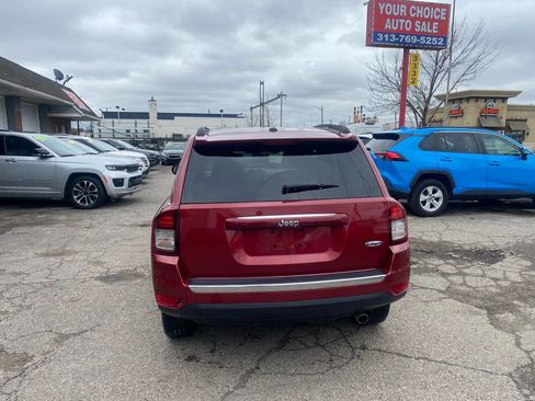 Used 2016 Jeep Compass High Altitude image 8