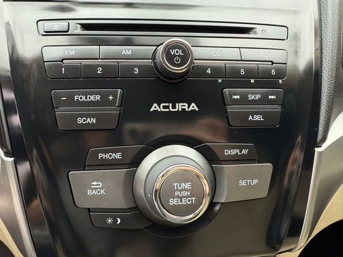 Used 2017 Acura ILX FWD image 33