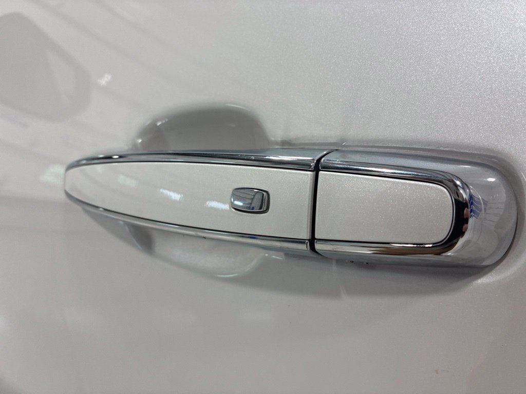 Used 2023 Chevrolet Blazer Premier FWD image 12