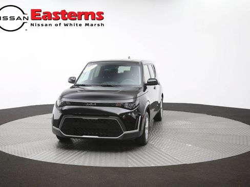 Used 2025 Kia Soul LX w/ LX Technology Package FWD image 52
