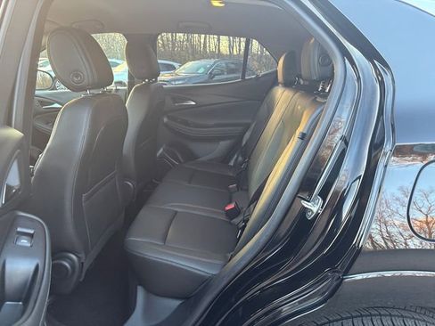 Used 2024 Buick Encore GX Sport Touring image 17
