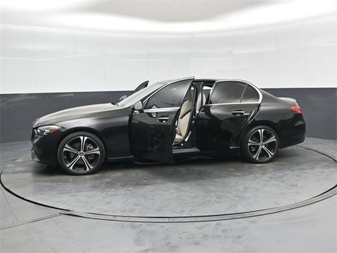 Used 2022 Mercedes-Benz C 300 Sedan image 53