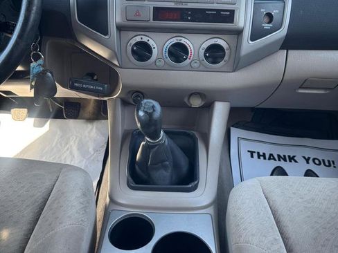 Used 2005 Toyota Tacoma 2WD Access Cab image 11