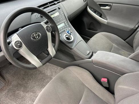 Used 2010 Toyota Prius II image 9